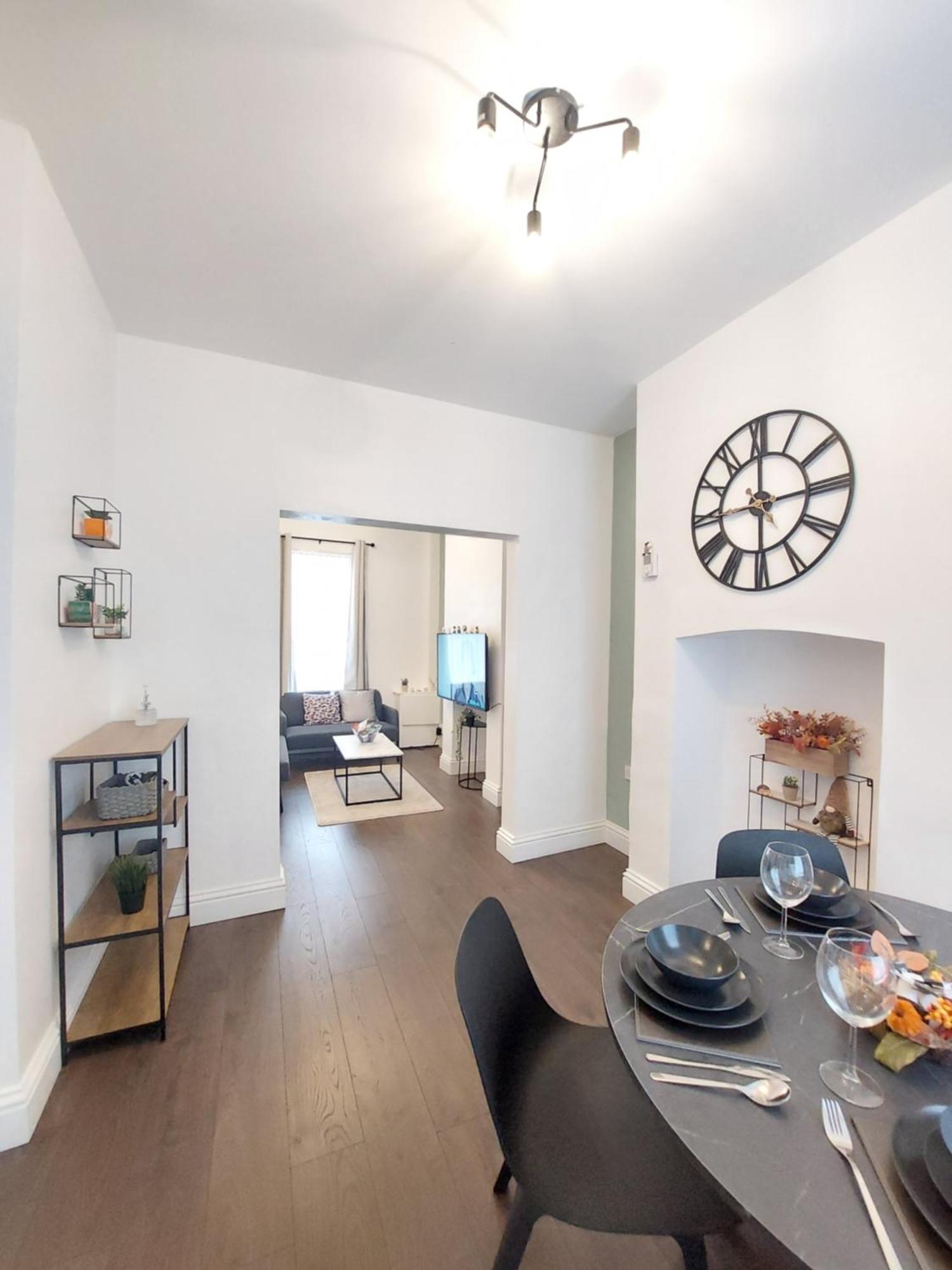 Appartement A New Near Centre Titanic And Bus Stop Cozy At Amber *